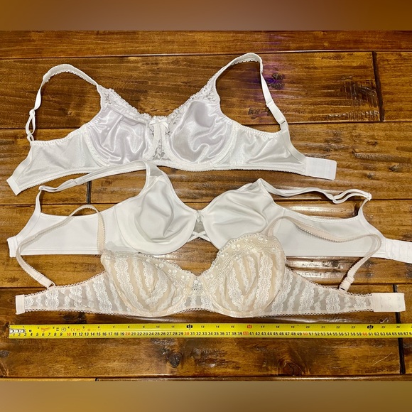 Bra bundle of 3 retro 34C bras - Picture 11 of 11